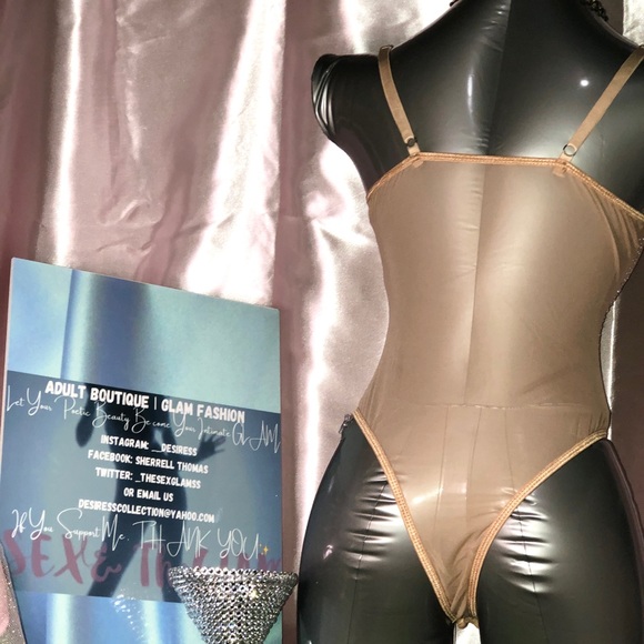 GLIT*TER GIRL - Picture 3 of 3